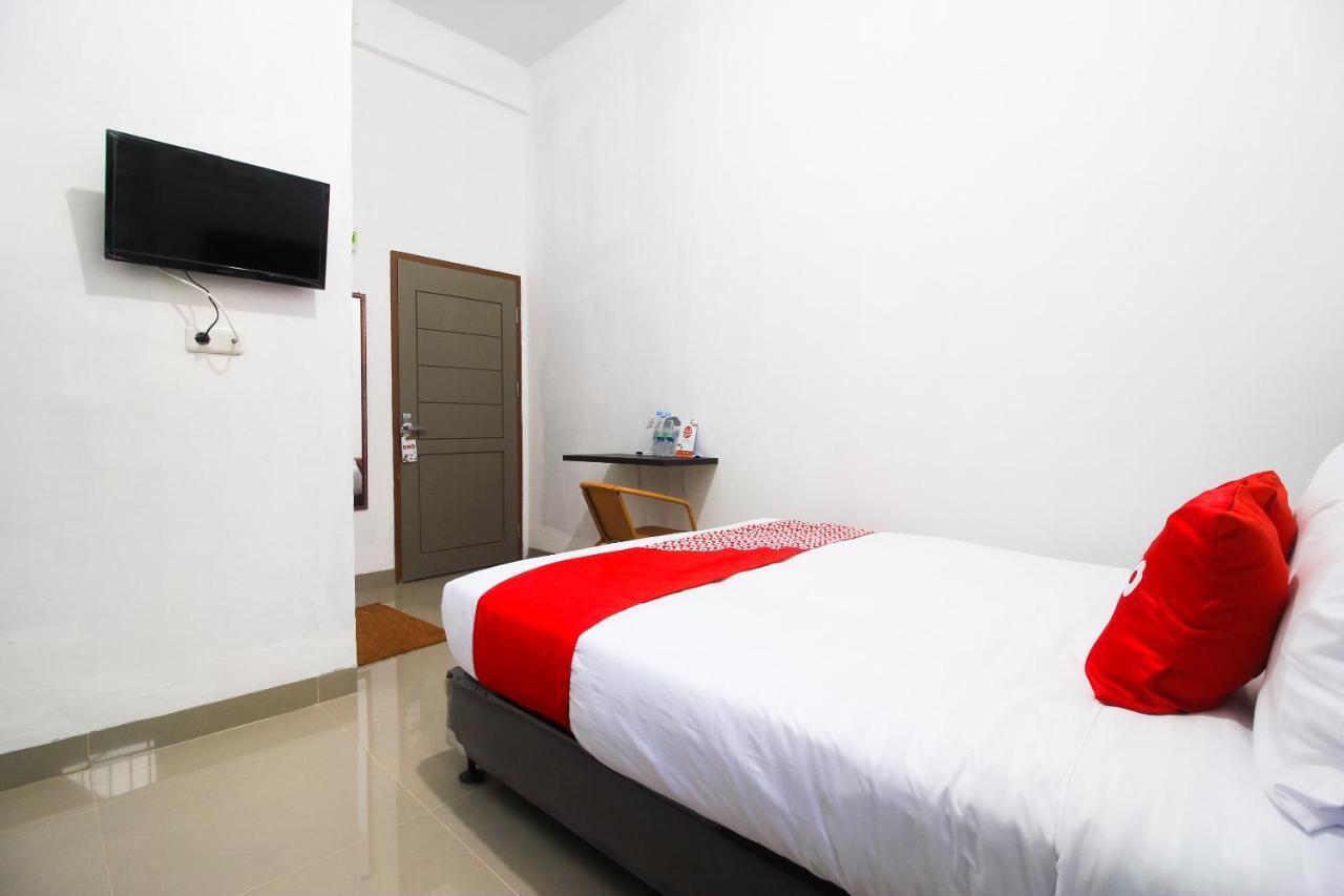 Oyo 1653 Fajar Residence Pekanbaru Zewnętrze zdjęcie