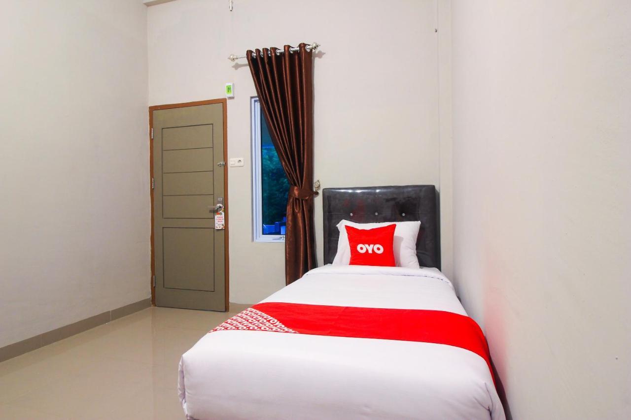Oyo 1653 Fajar Residence Pekanbaru Zewnętrze zdjęcie