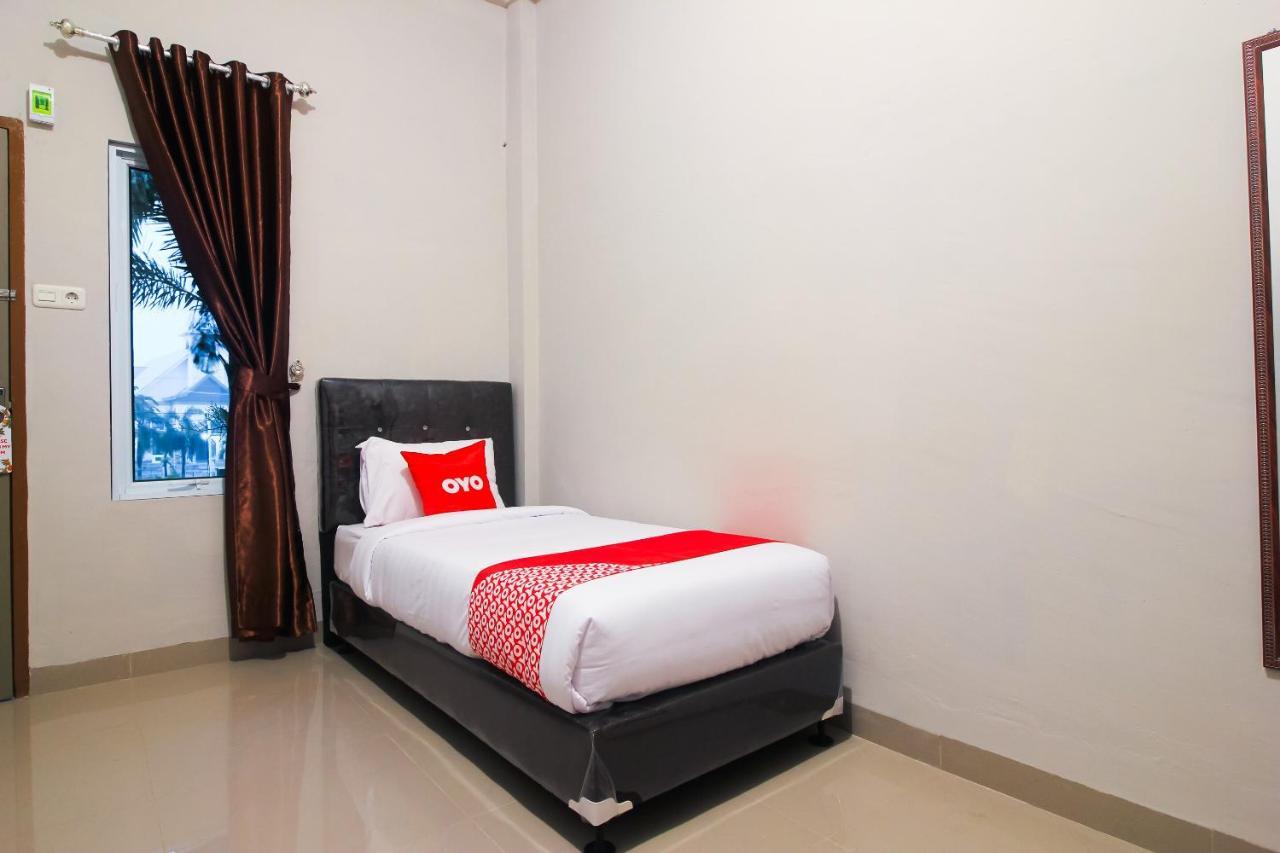 Oyo 1653 Fajar Residence Pekanbaru Zewnętrze zdjęcie