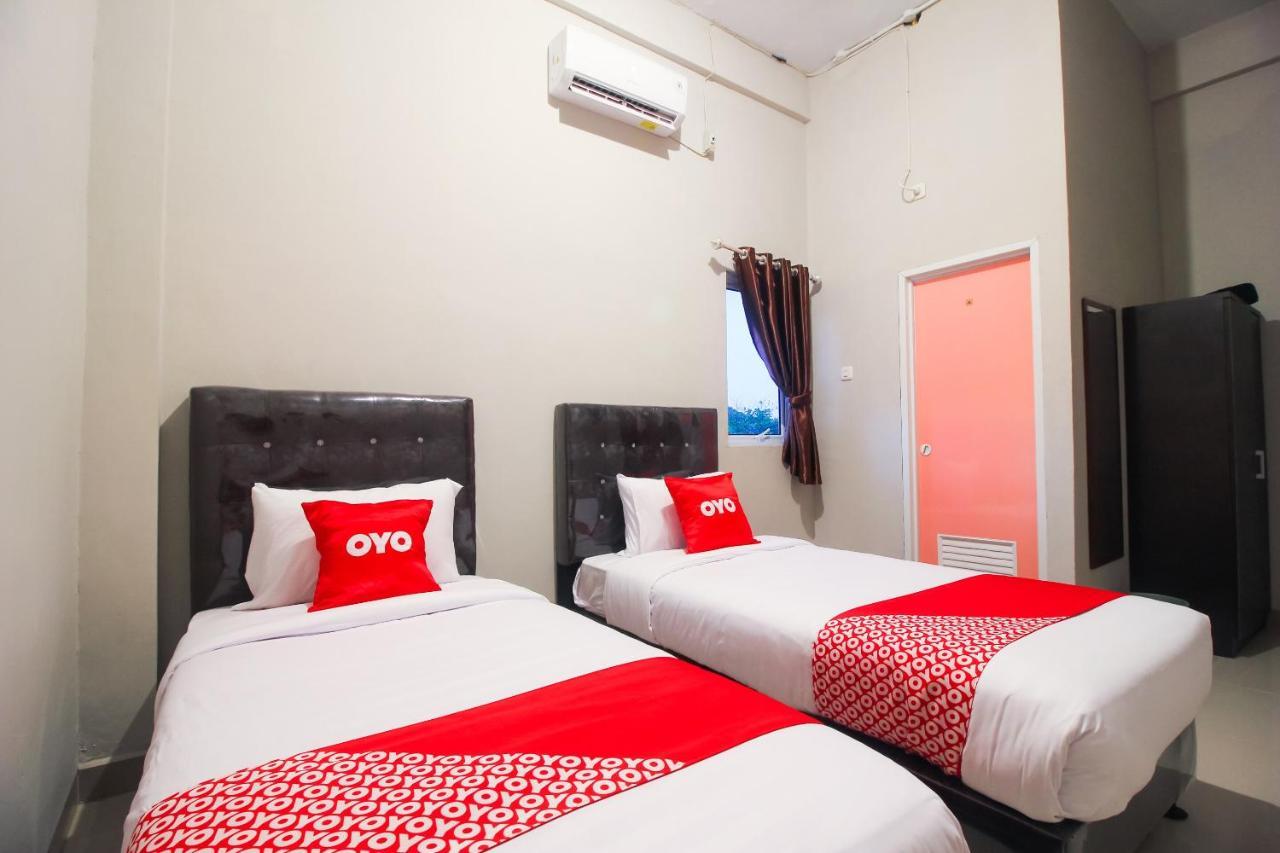 Oyo 1653 Fajar Residence Pekanbaru Zewnętrze zdjęcie