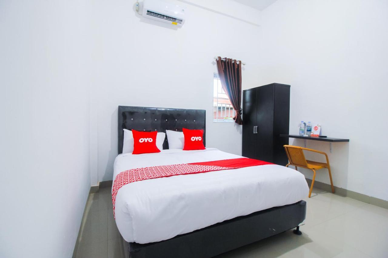 Oyo 1653 Fajar Residence Pekanbaru Zewnętrze zdjęcie